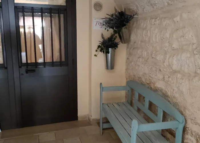 アパート Myrrh バーリ